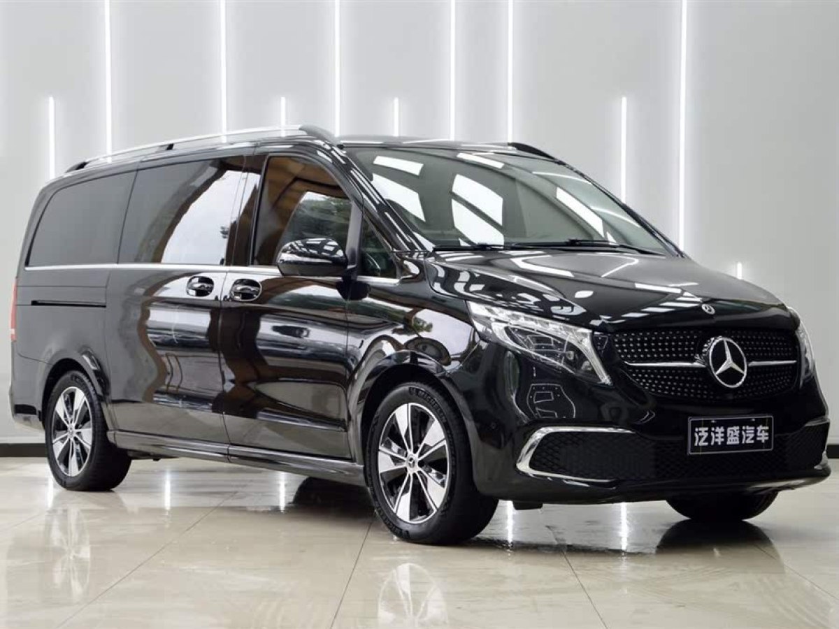 奔馳 V級(jí)  2022款 V 260 L 長(zhǎng)軸距尊貴版圖片