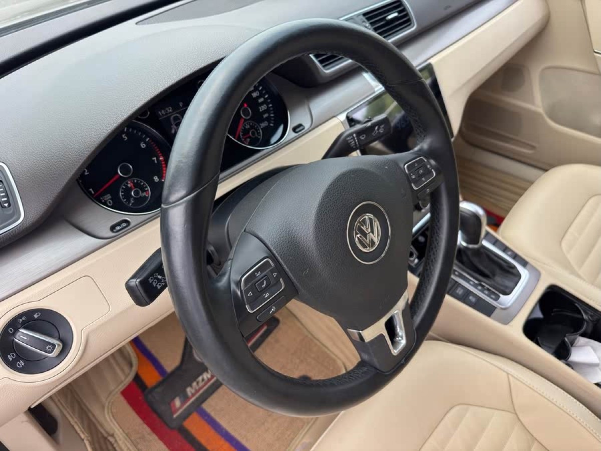 大眾 邁騰  2013款 1.8TSI 豪華型圖片