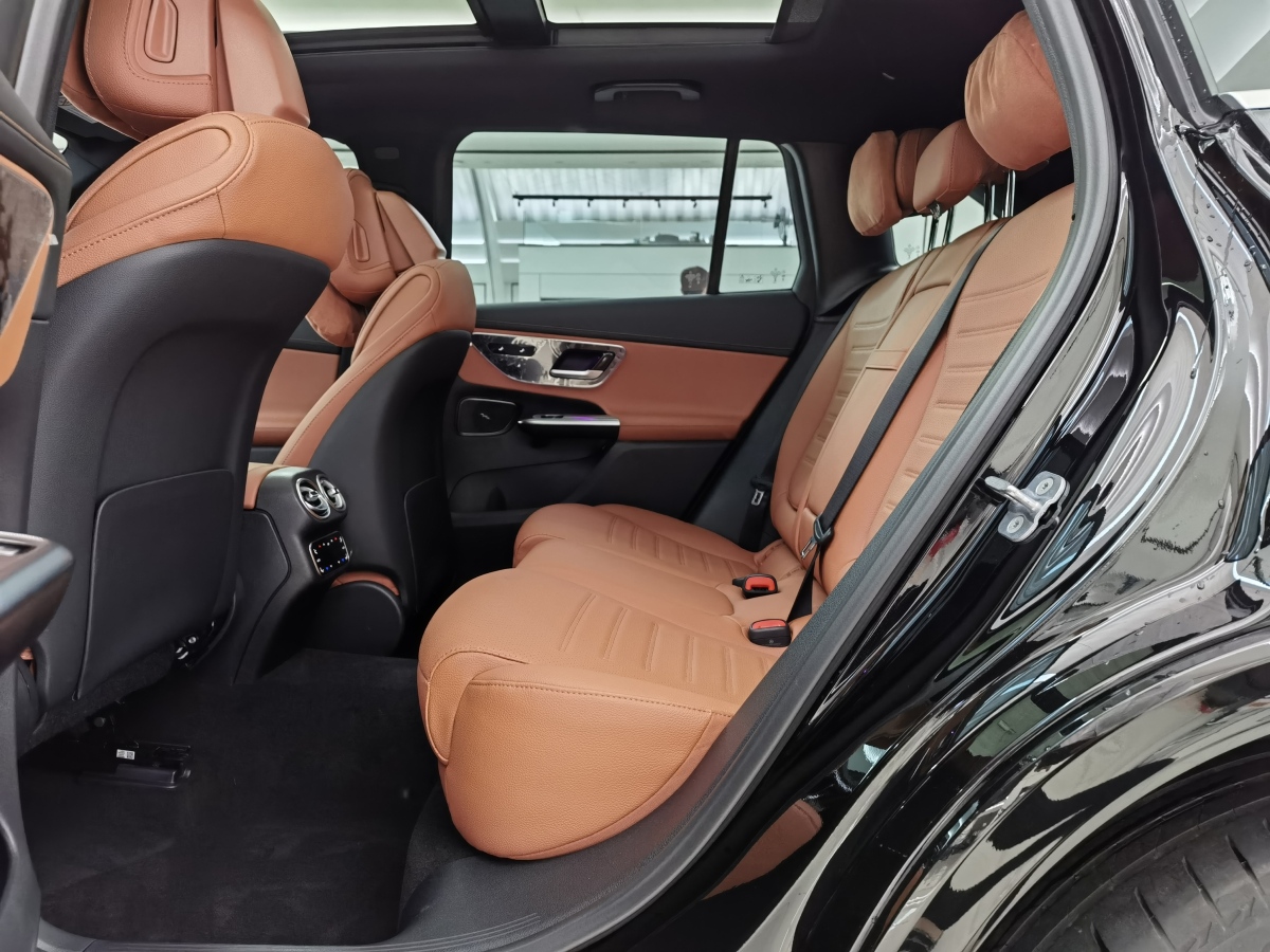 奔馳 奔馳GLC  2018款 改款 GLC 300 4MATIC 動感型圖片