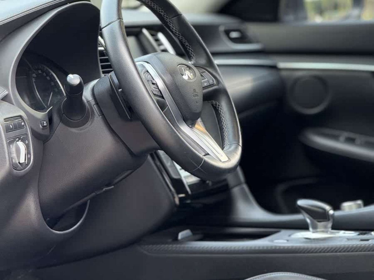 英菲尼迪 QX50  2018款 2.0T 兩驅(qū)時尚版圖片