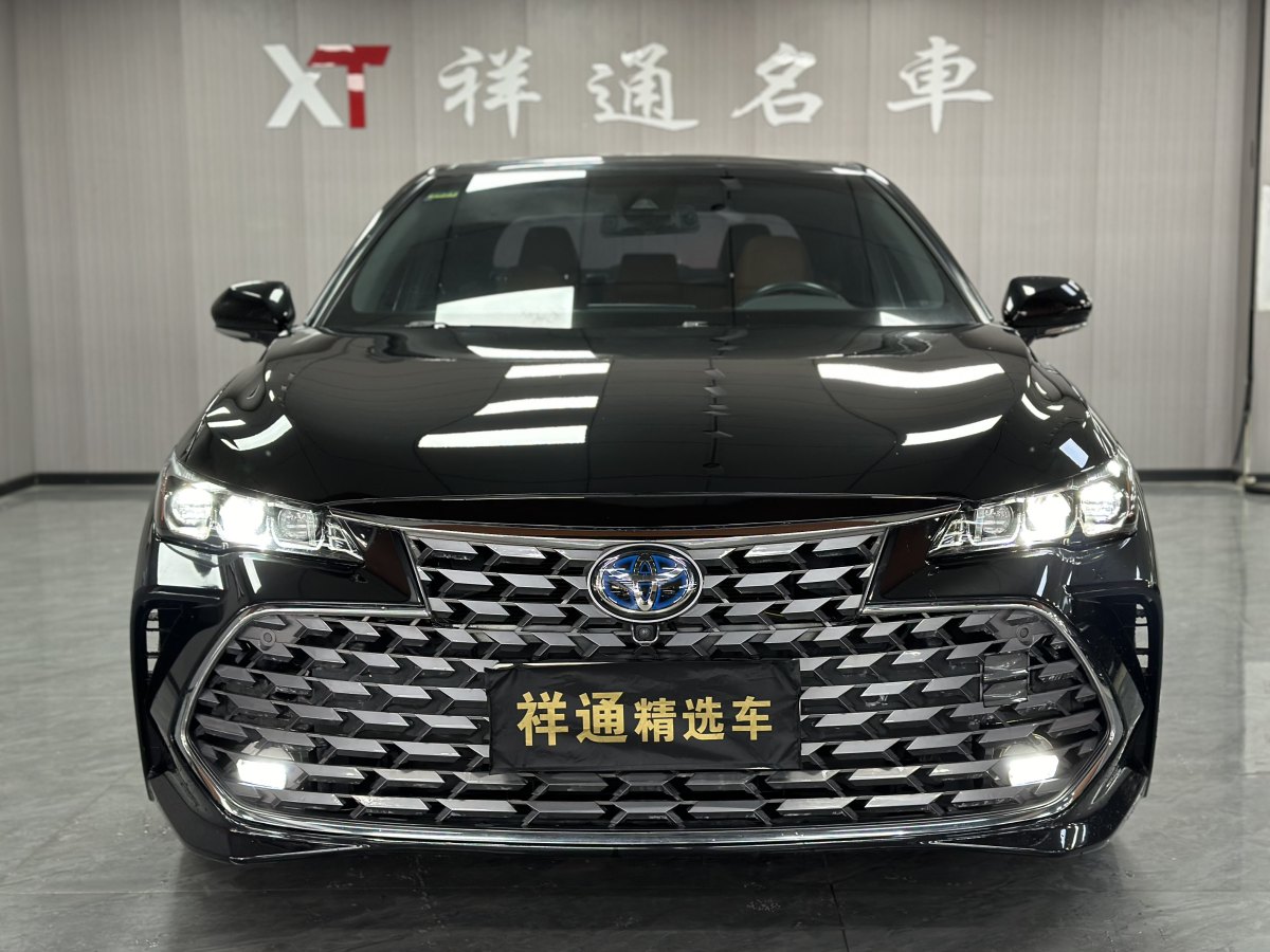 豐田 亞洲龍  2019款 雙擎 2.5L XLE尊貴版 國(guó)VI圖片