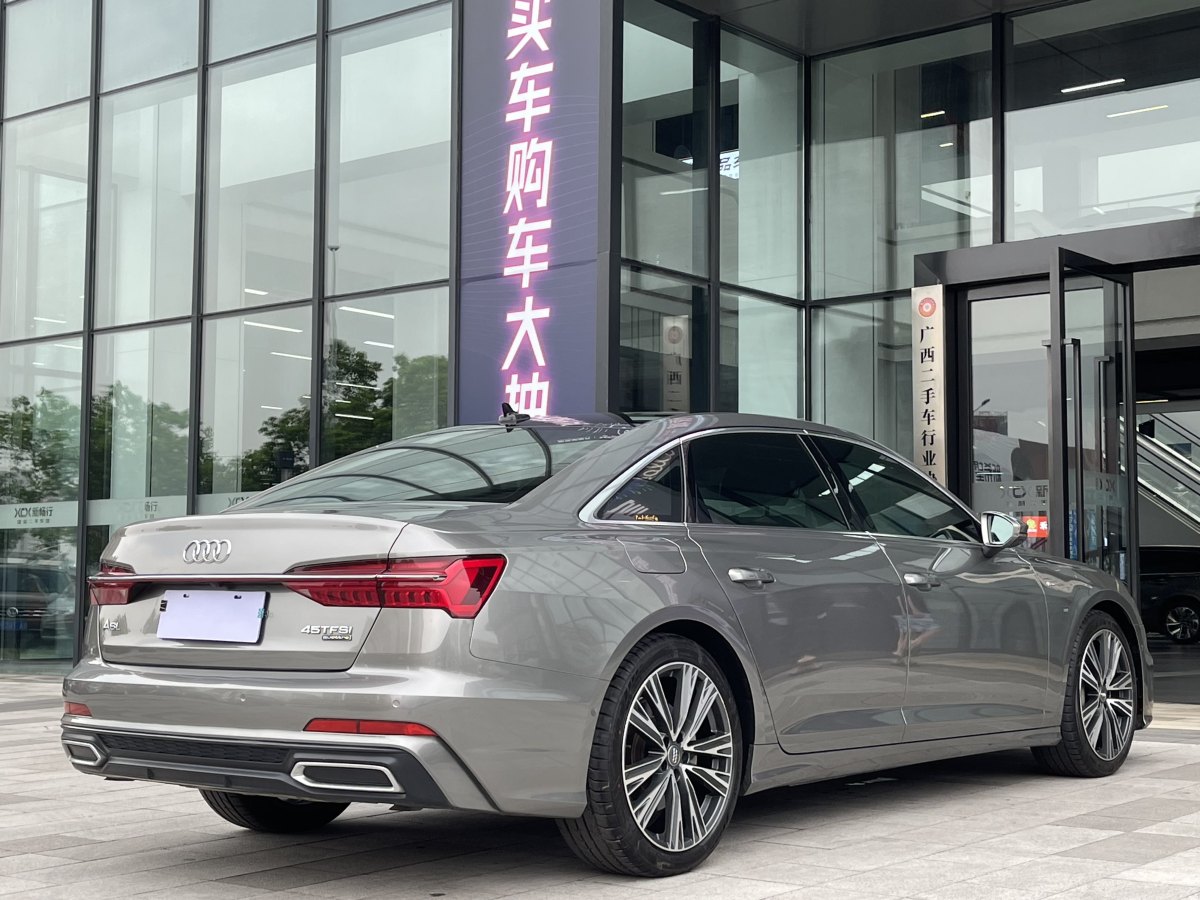 2019年7月奧迪 奧迪A6L  2019款 45 TFSI quattro 臻選動(dòng)感型