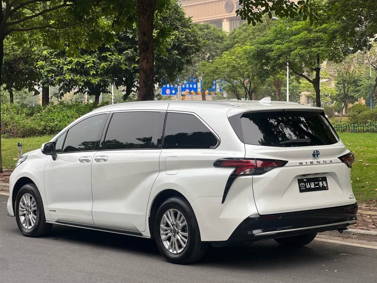 豐田 賽那SIENNA  2021款 2.5L混動 豪華版圖片
