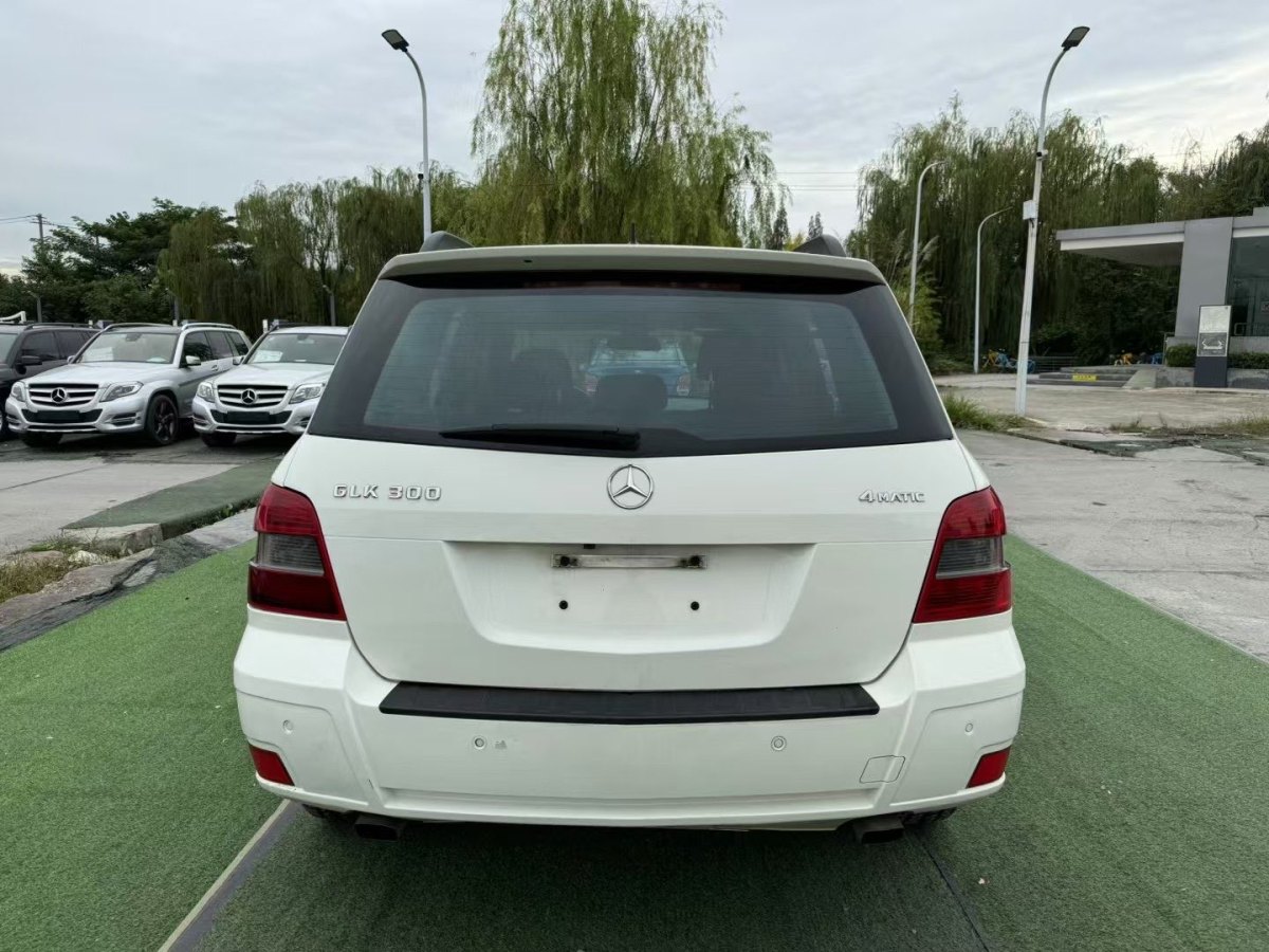 奔馳 奔馳GLK級  2011款 GLK 300 4MATIC 動感型圖片