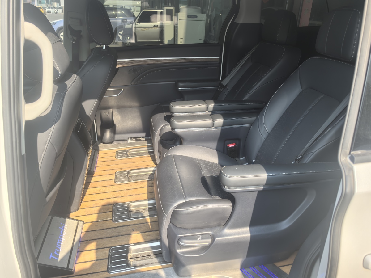 廣汽傳祺 M8  2024款 大師系列 390T 尊貴版圖片
