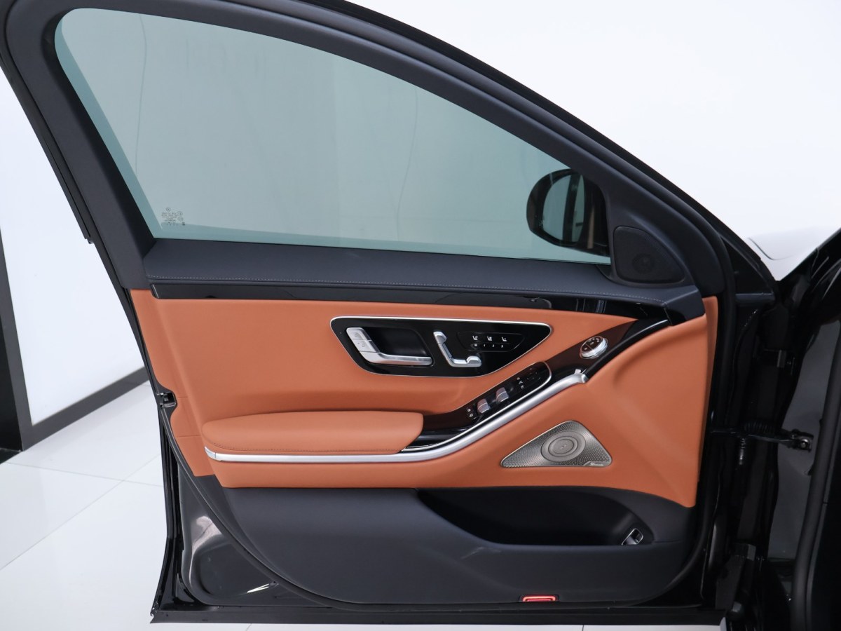2023年10月奔驰 奔驰S级  2023款 改款 S 400 L 豪华型