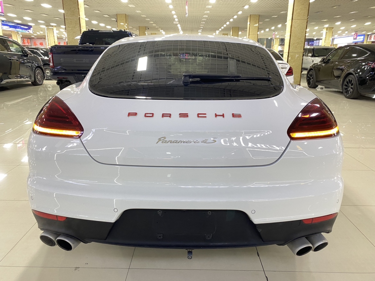 2014年1月保時(shí)捷 Panamera  2014款 Panamera 3.0T