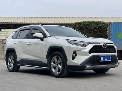 2021年3月 豐田 RAV4榮放 2.0L CVT兩驅(qū)風(fēng)尚版圖片