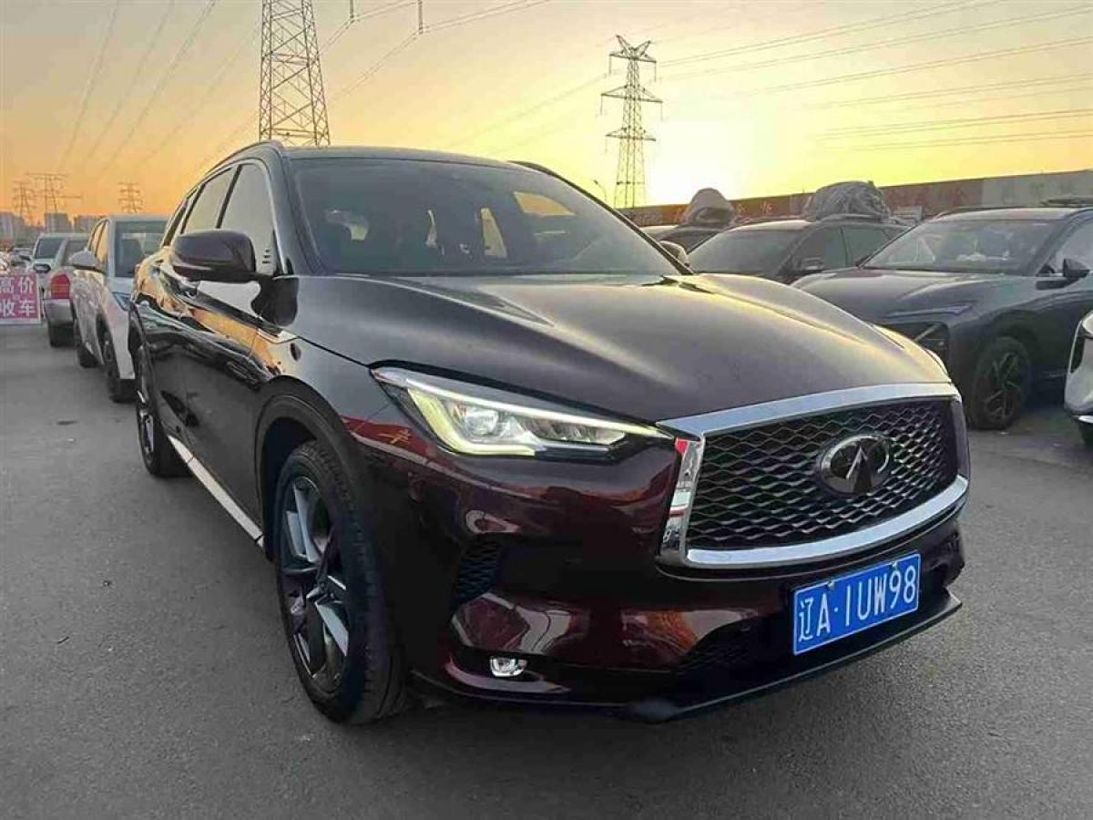 英菲尼迪 QX50  2018款 2.0T 兩驅(qū)時尚版圖片