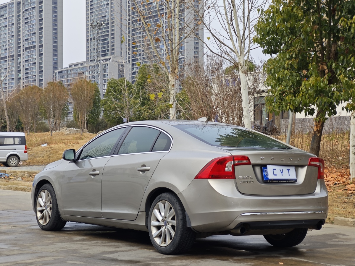 沃爾沃 S60  2015款 L 2.0T 智遠(yuǎn)版圖片