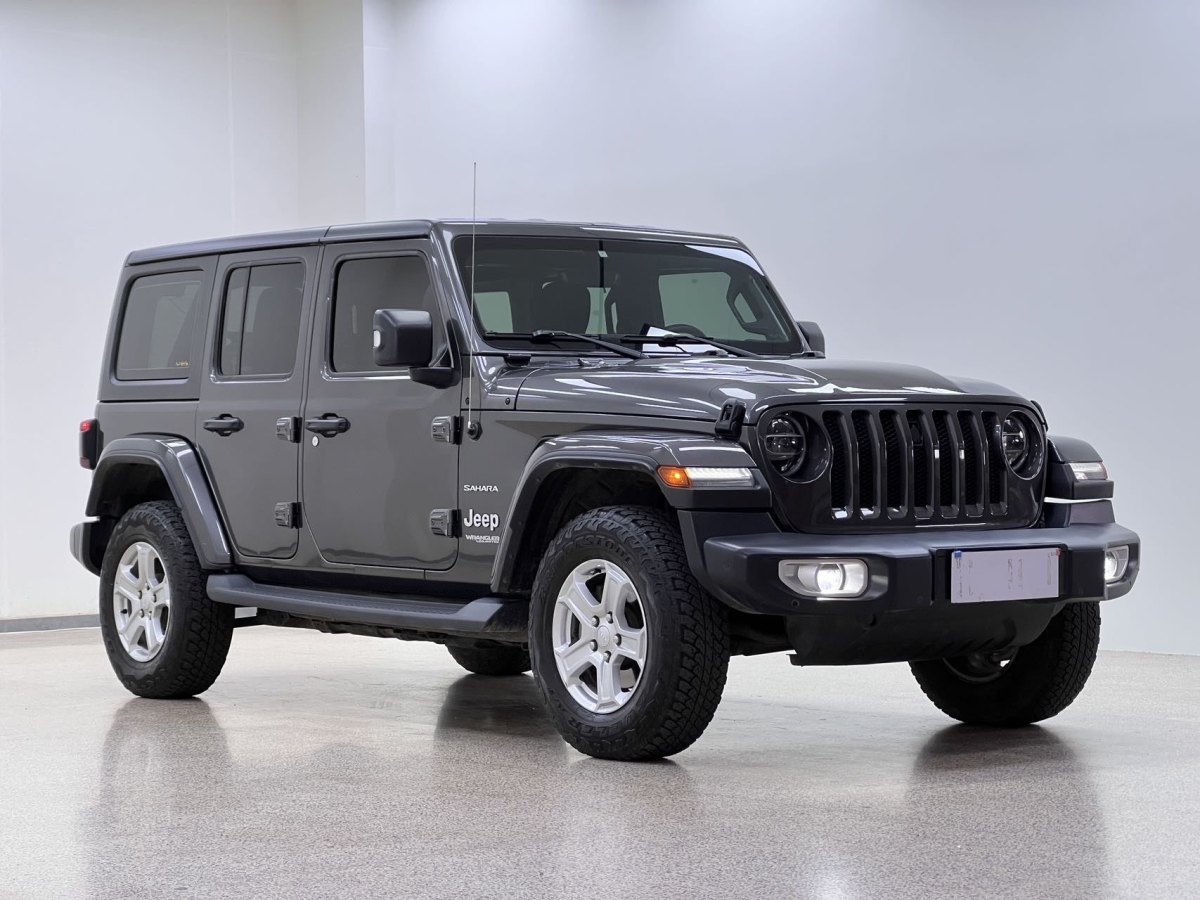 Jeep 牧馬人  2019款 2.0T Sahara 四門版 國VI圖片