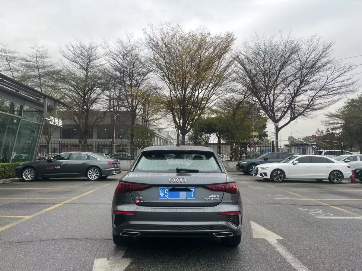 奧迪 奧迪A3  2024款 Sportback 35 TFSI 進(jìn)取運(yùn)動(dòng)型圖片