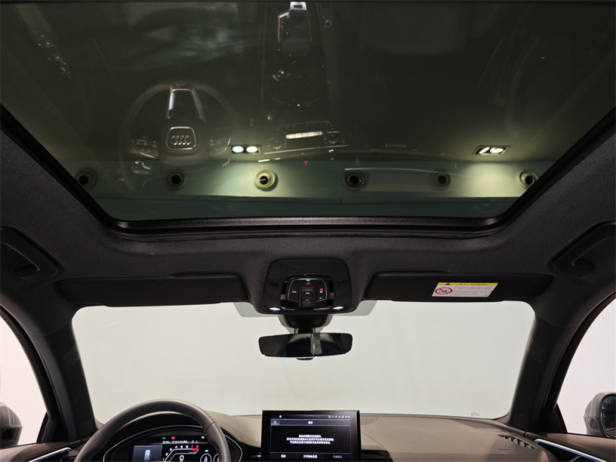 奥迪 奥迪RS 4  2023款 RS4 Avant 暗金版图片