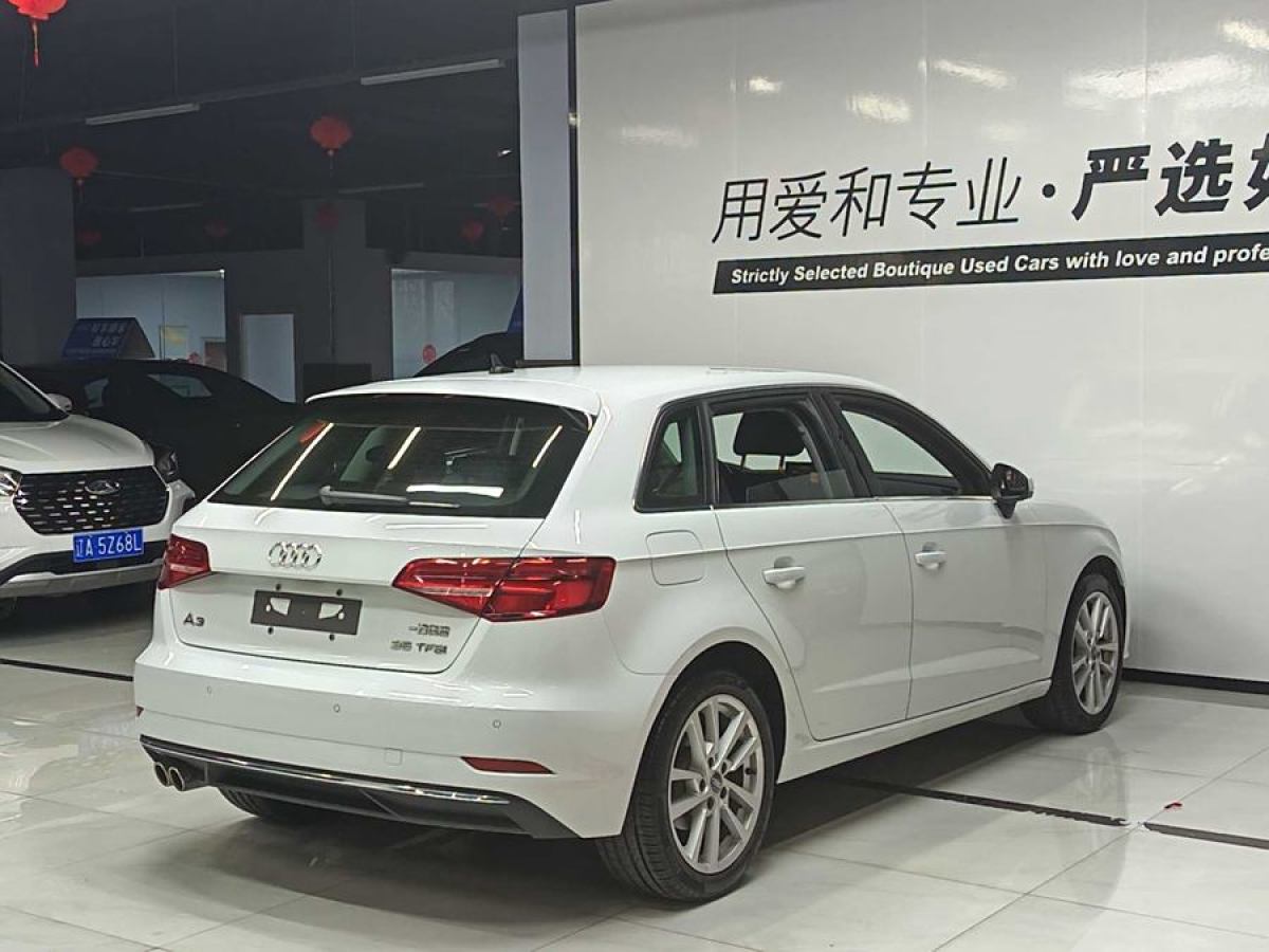 奧迪 奧迪A3  2019款 Sportback 35 TFSI 進(jìn)取型 國(guó)V圖片