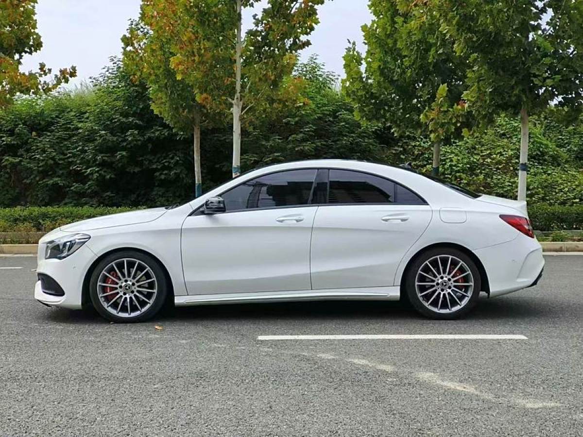 2018年12月奔馳 奔馳CLA級(jí)  2019款 CLA 220 4MATIC