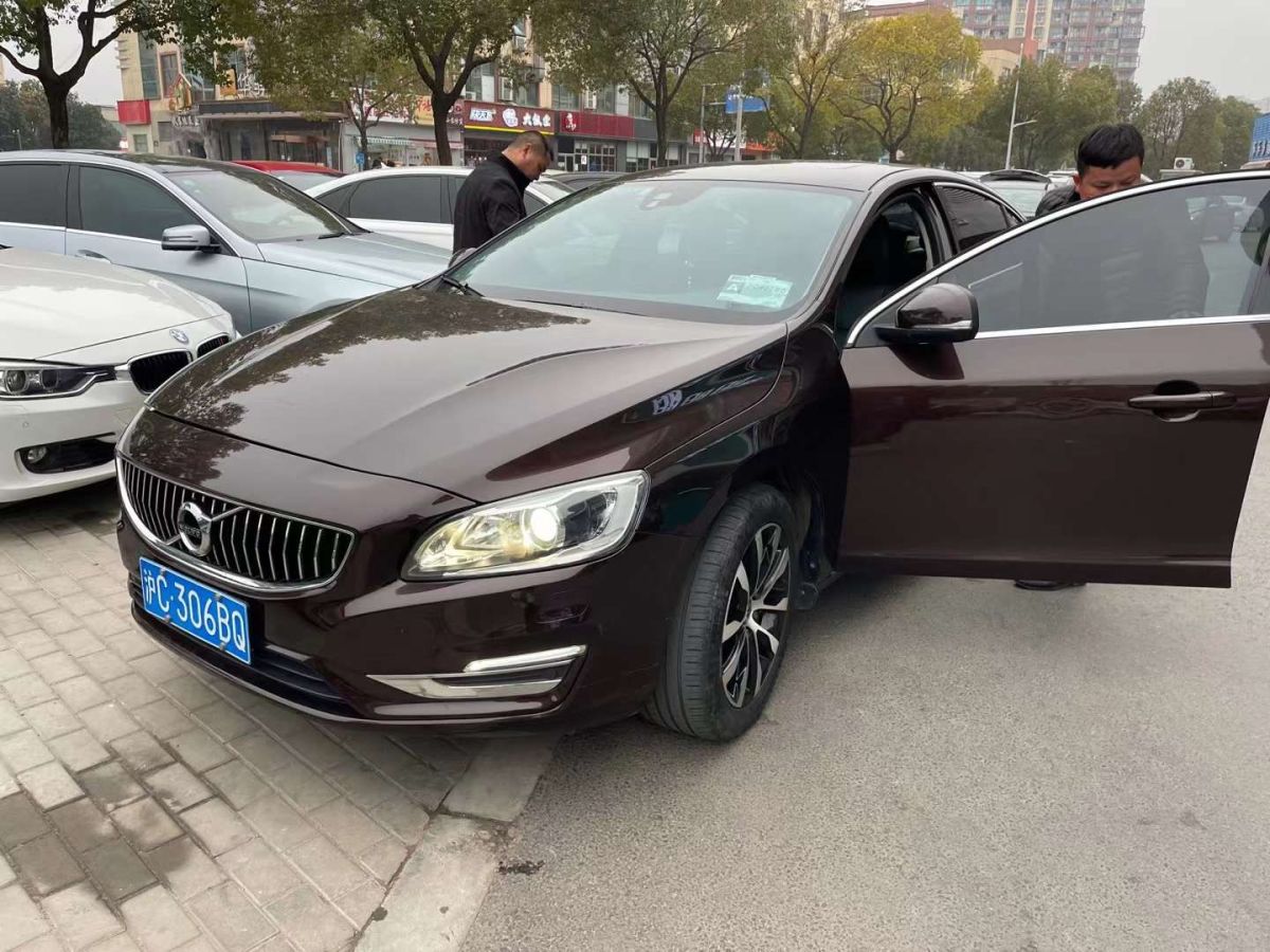 沃尔沃 s60 图片