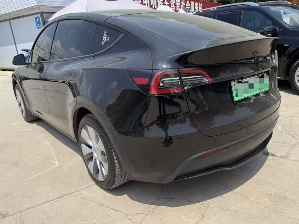特斯拉 Model Y  2022款 改款 后輪驅(qū)動版圖片