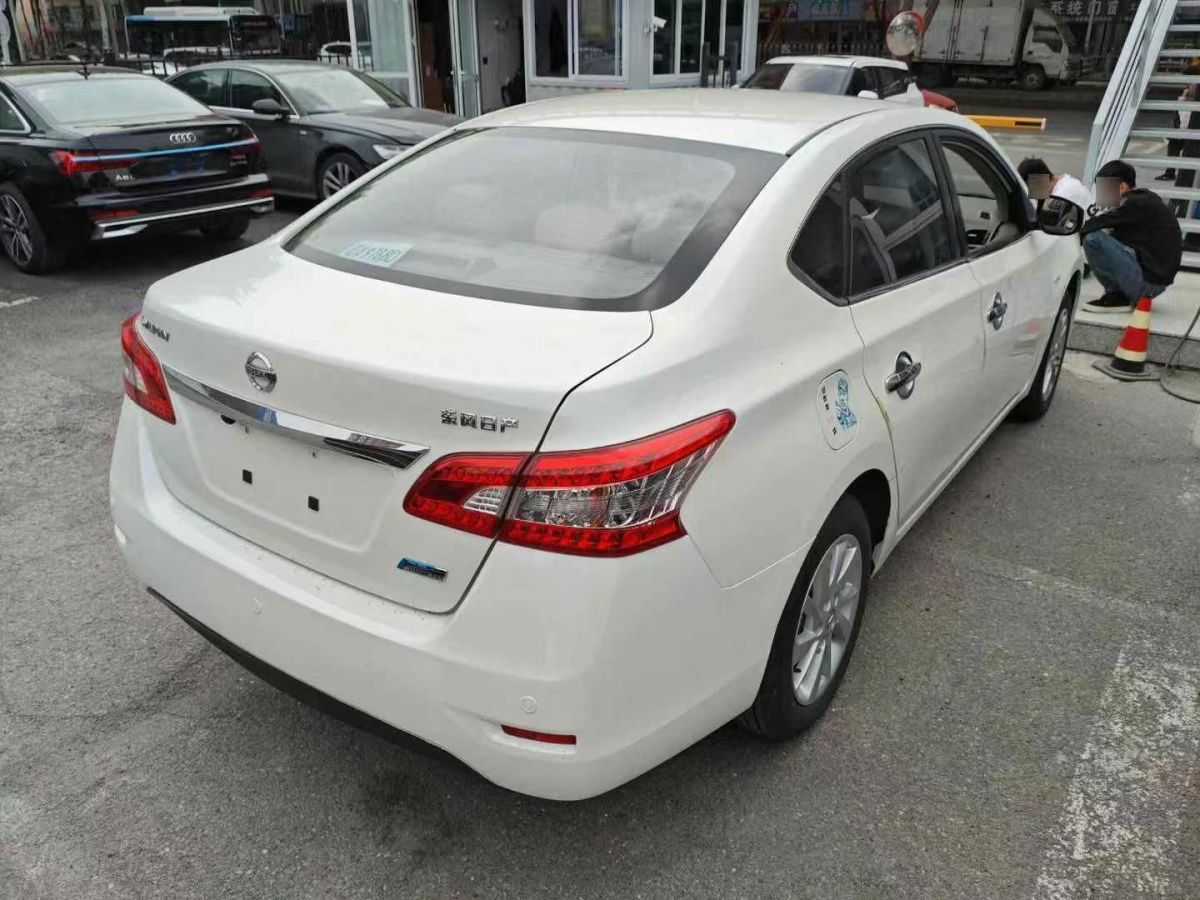 日產(chǎn) 軒逸  2014款 1.6XV CVT尊享版圖片