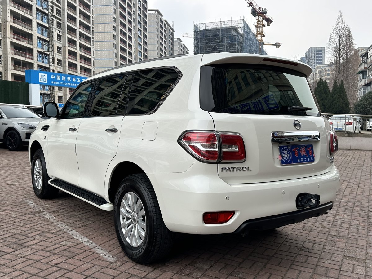 日產(chǎn) 途樂  2018款 4.0L 旗艦型圖片