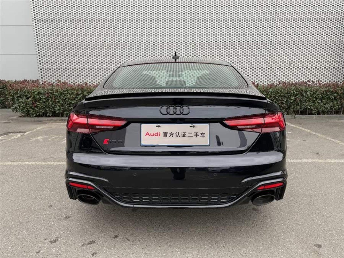 奧迪 奧迪RS 5  2021款 RS5 Sportback 黑曜版圖片