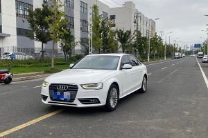 奥迪A4L 奥迪 35 TFSI 自动舒适型