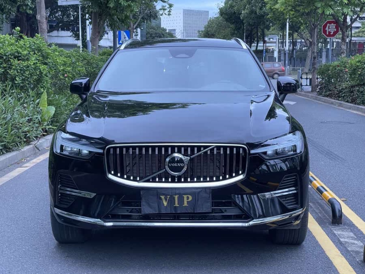 沃爾沃 XC60  2024款 B5 四驅(qū)智遠(yuǎn)豪華版圖片