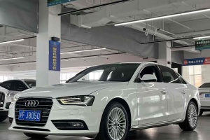 奧迪A4L 奧迪 35 TFSI 自動(dòng)標(biāo)準(zhǔn)型