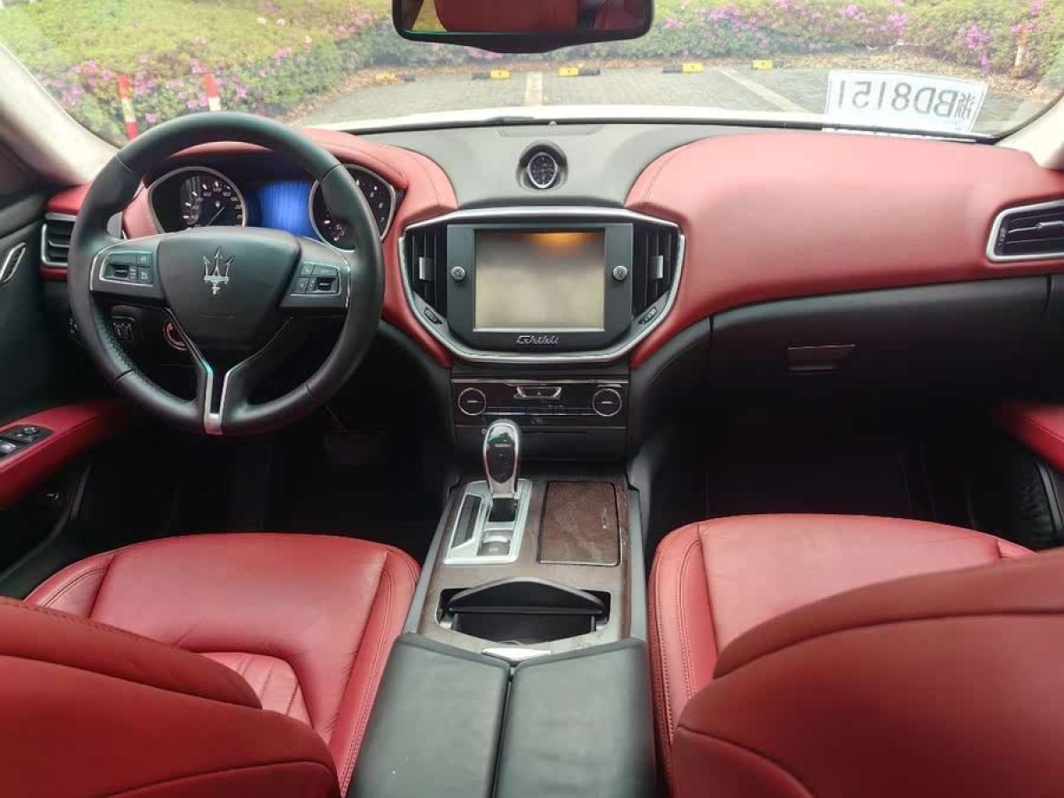 瑪莎拉蒂 Ghibli  2014款 3.0T 標(biāo)準(zhǔn)版圖片