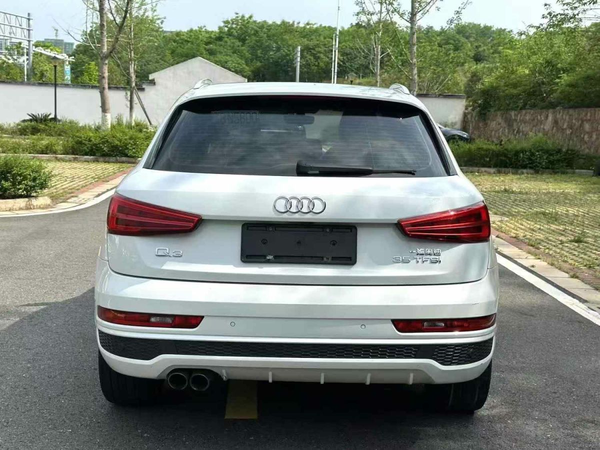 奧迪 奧迪Q3  2018款 30 TFSI 時尚型典藏版圖片