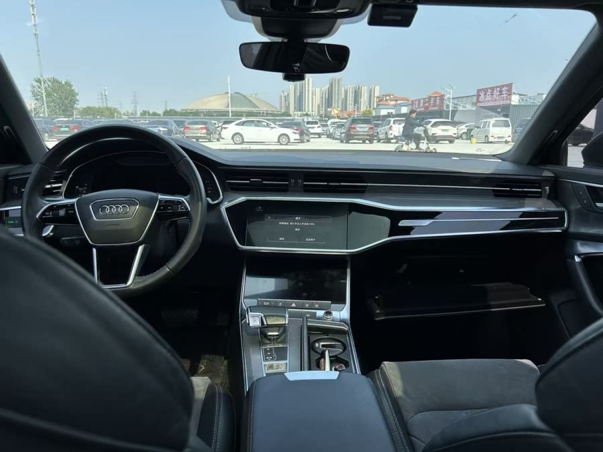 奧迪 奧迪A6L  2021款 45 TFSI 臻選動(dòng)感型圖片