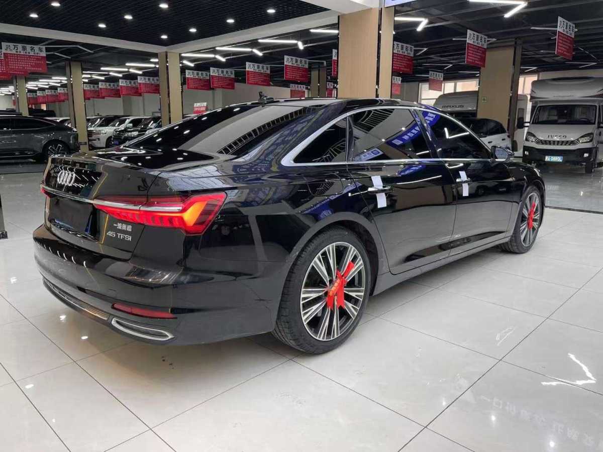 奧迪 奧迪A6L  2021款 45 TFSI 臻選動(dòng)感型圖片