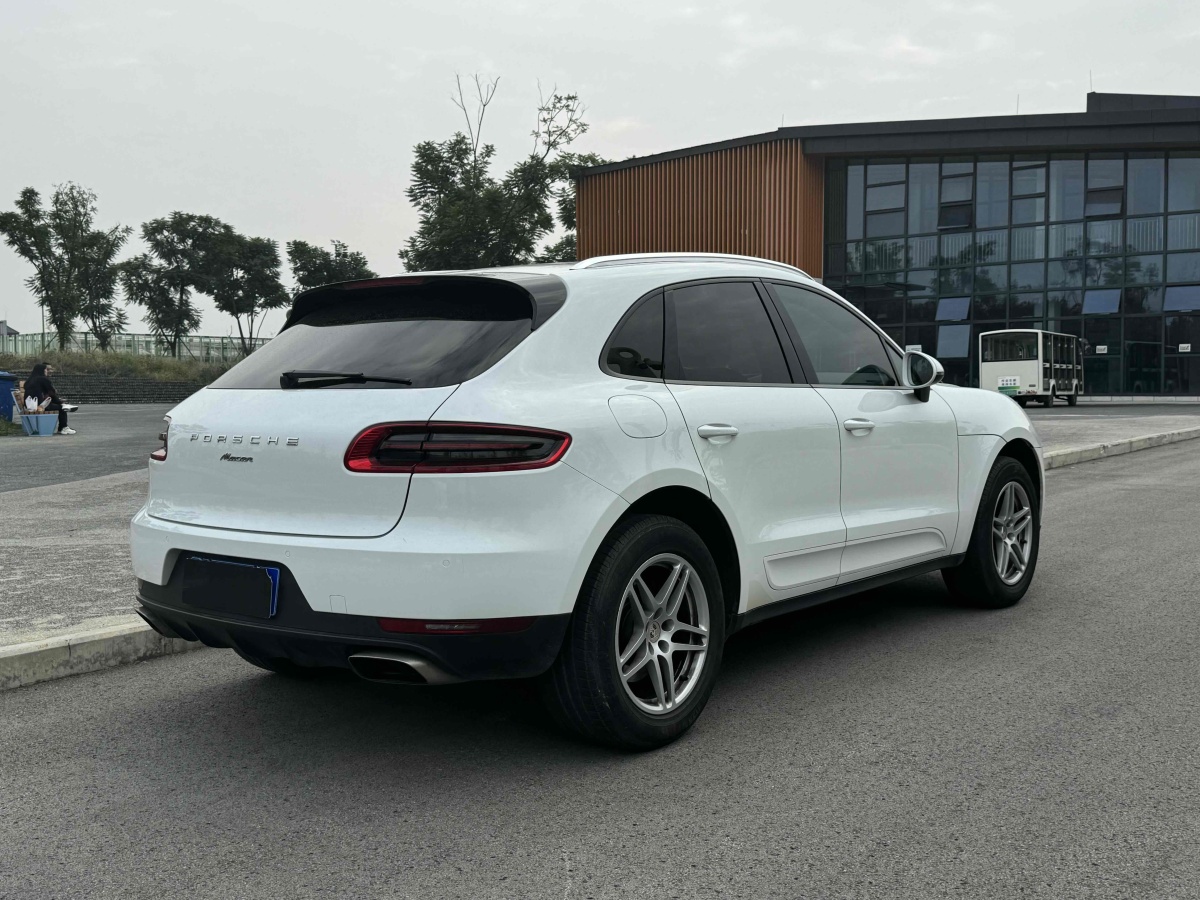 保時(shí)捷 Macan  2016款 Macan 2.0T圖片