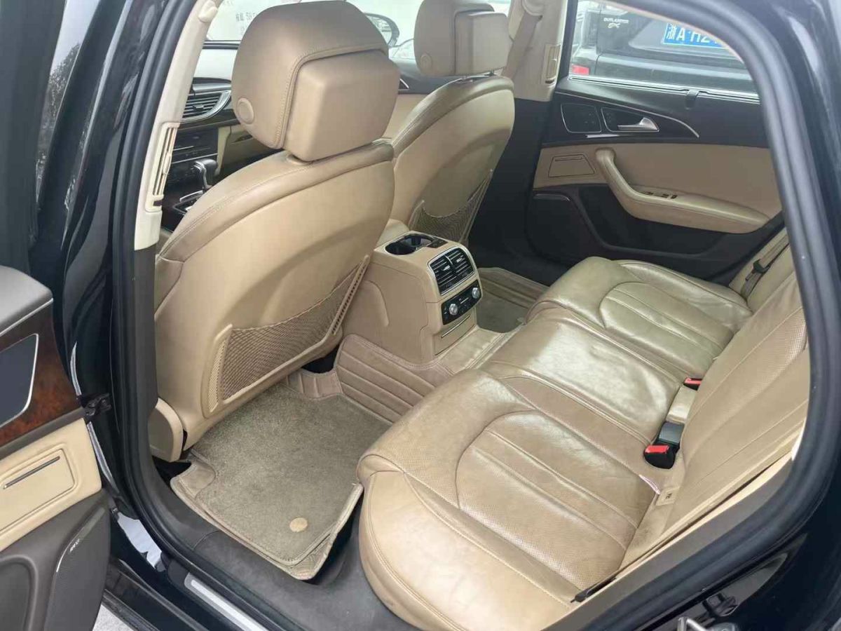 奧迪 奧迪A6L  2014款 A6L 2.8 FSI 35 FSI quattro豪華型圖片