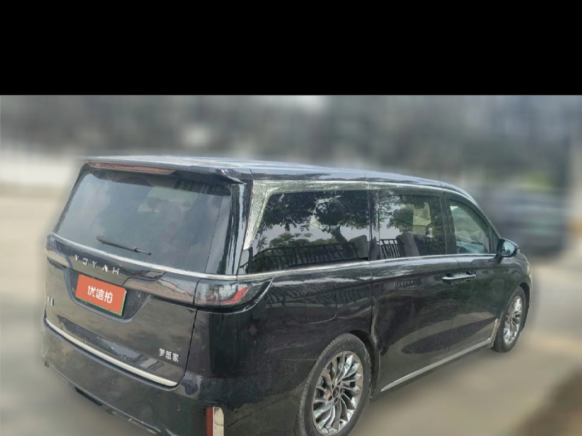 嵐圖 夢想家  2024款 PHEV 超長續(xù)航旗艦版圖片