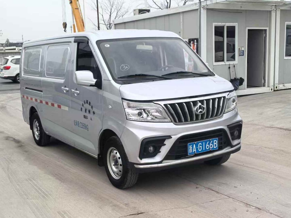 長(zhǎng)安輕型車 睿行EM80  2022款 平頂背掀門2座60kW圖片