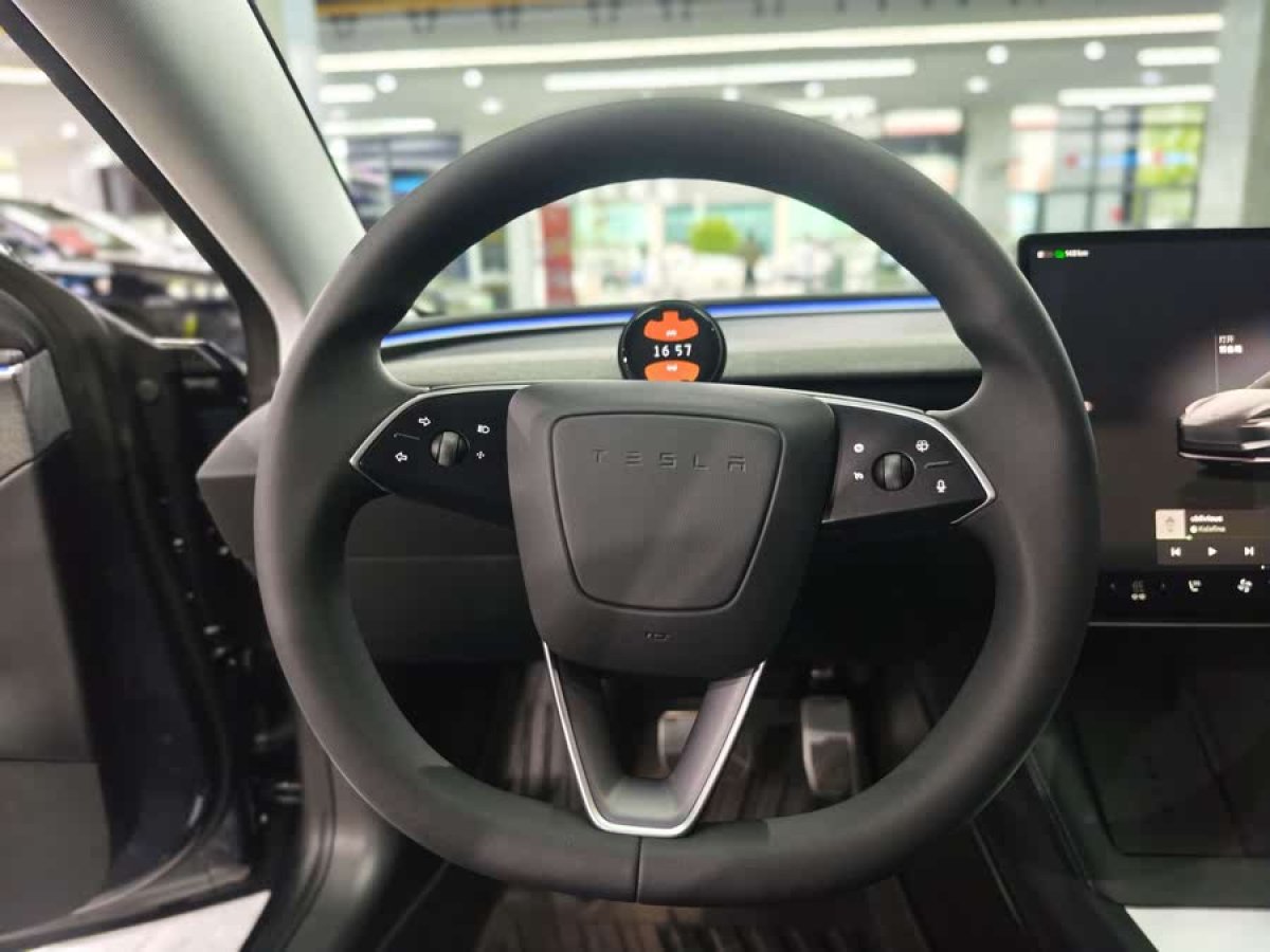 特斯拉 Model 3  2023款 煥新版 后輪驅(qū)動(dòng)圖片