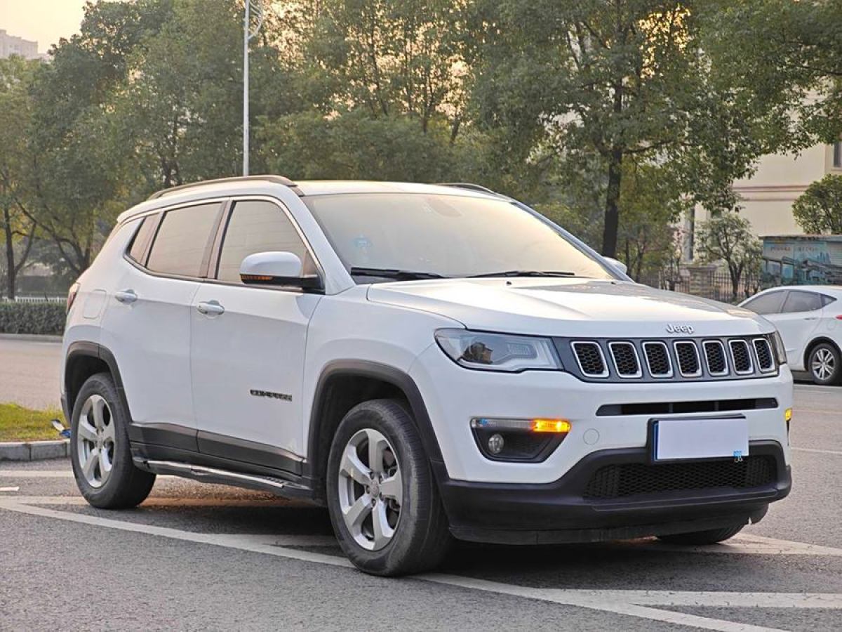 Jeep 指南者  2019款  220T 自動(dòng)悅享版圖片