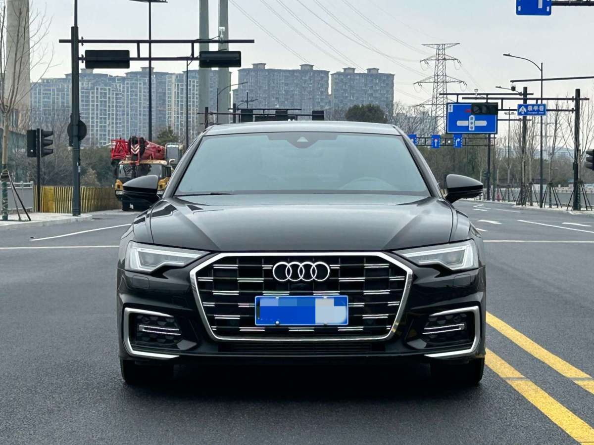 奧迪 奧迪A6L  2023款 45 TFSI 臻選動感型圖片