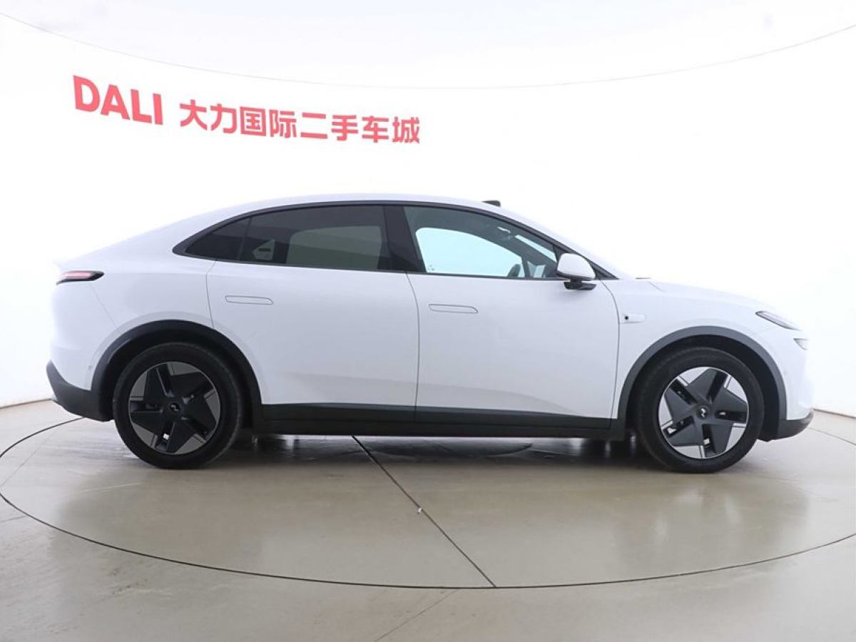 蔚來 樂道L60  2024款 60kwh 后驅(qū)版圖片