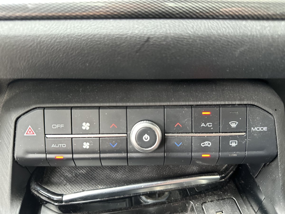WEY VV5  2017款 2.0T 旗艦型圖片