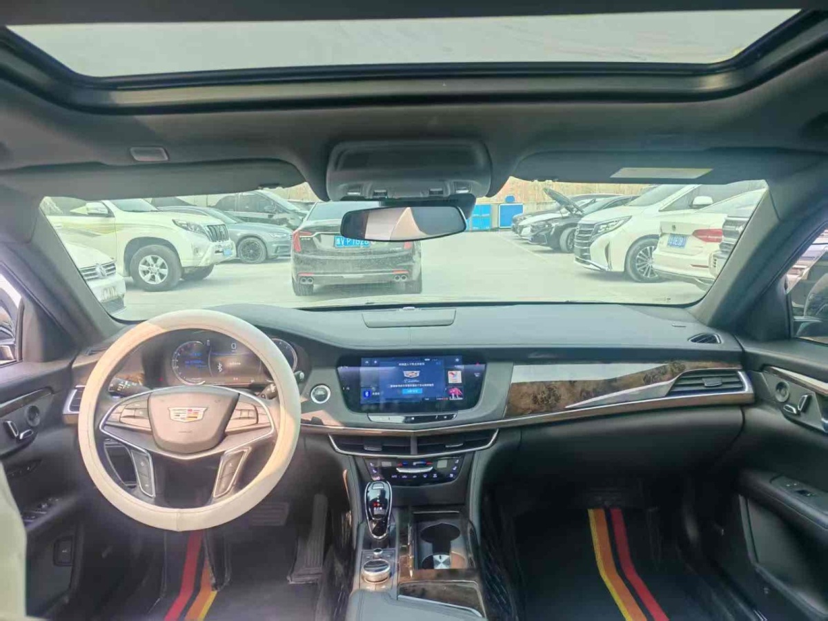 凱迪拉克 CT6  2022款 28T 豪華型圖片