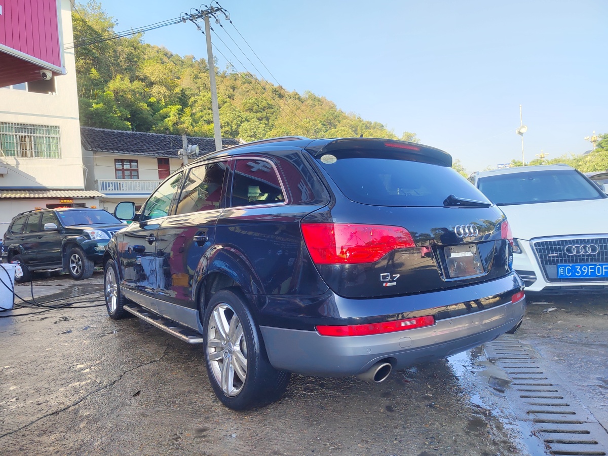 奧迪 奧迪Q7  2007款 4.2 FSI quattro 豪華型圖片