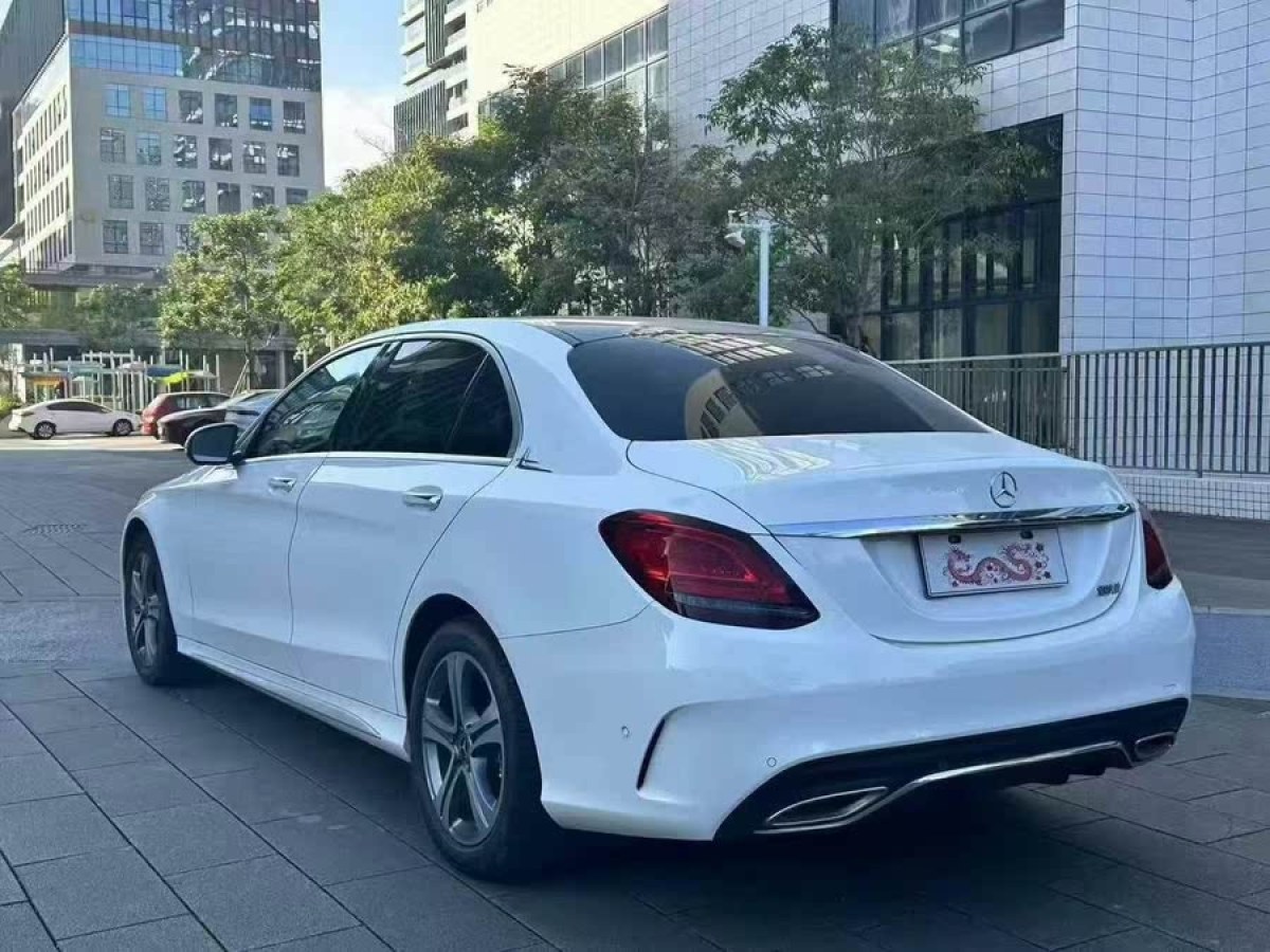 奔馳 奔馳C級(jí)  2021款 C 260 L 運(yùn)動(dòng)版圖片