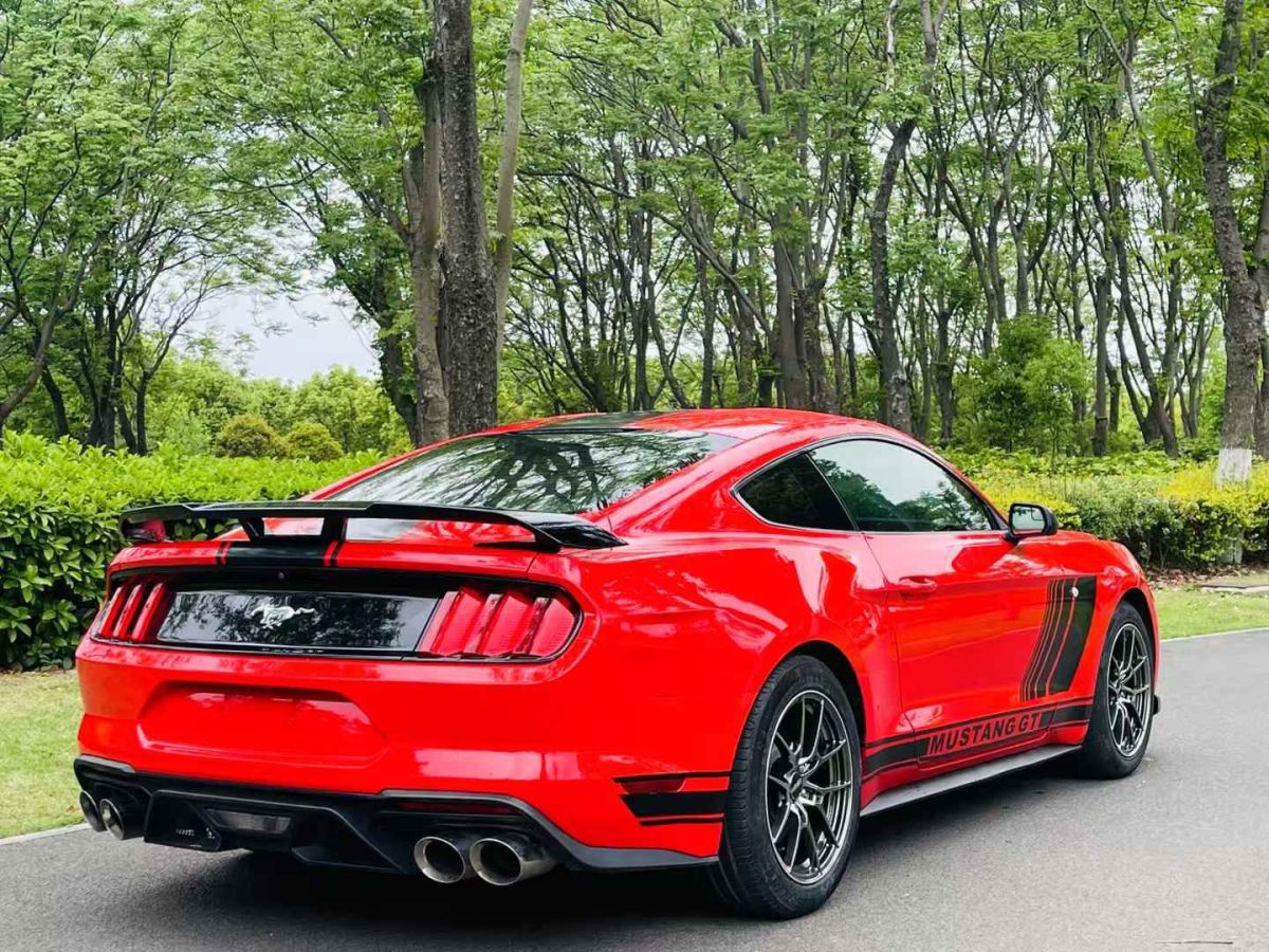 福特 GT  2017款 標(biāo)準(zhǔn)型圖片