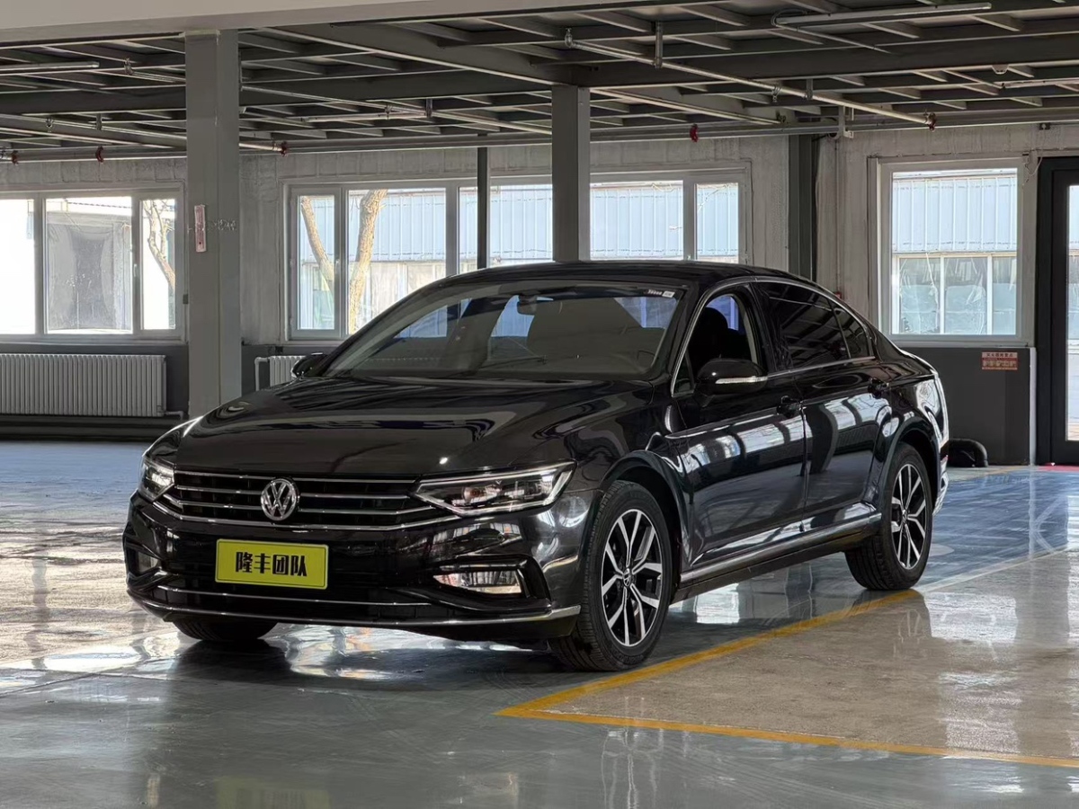 大眾 邁騰  2020款 330TSI DSG 領(lǐng)先型圖片