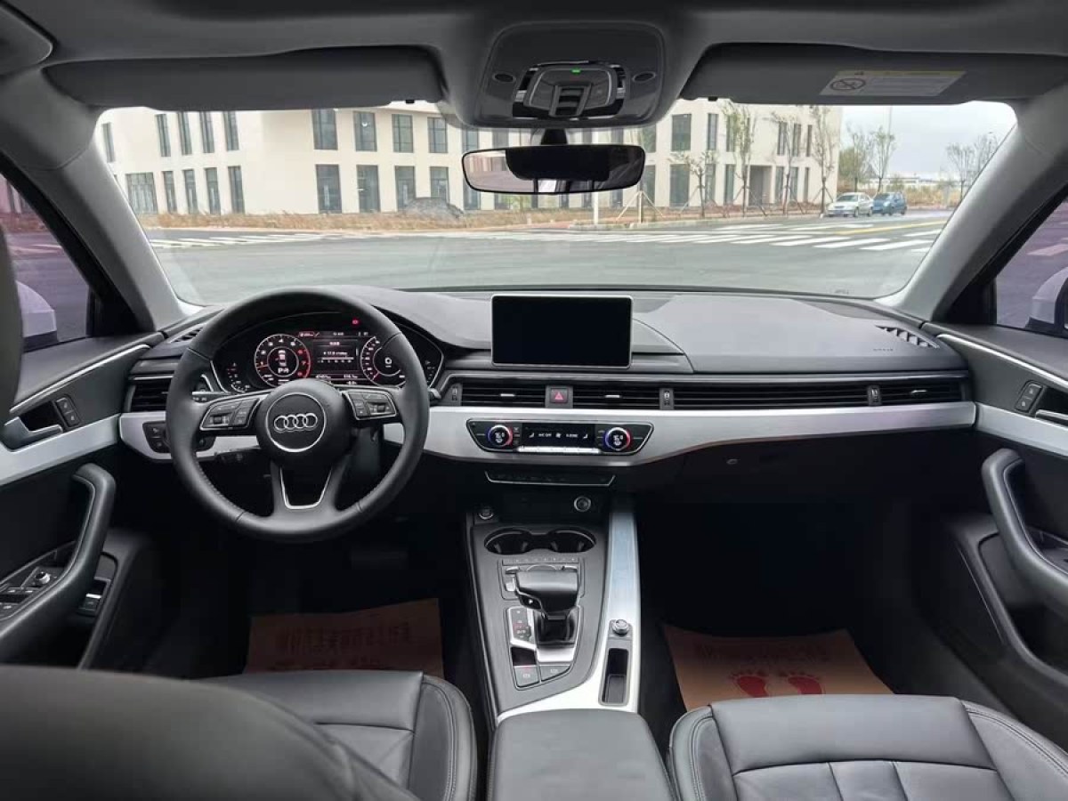 奧迪 奧迪A4L  2019款 40 TFSI 運(yùn)動(dòng)型 國(guó)V圖片