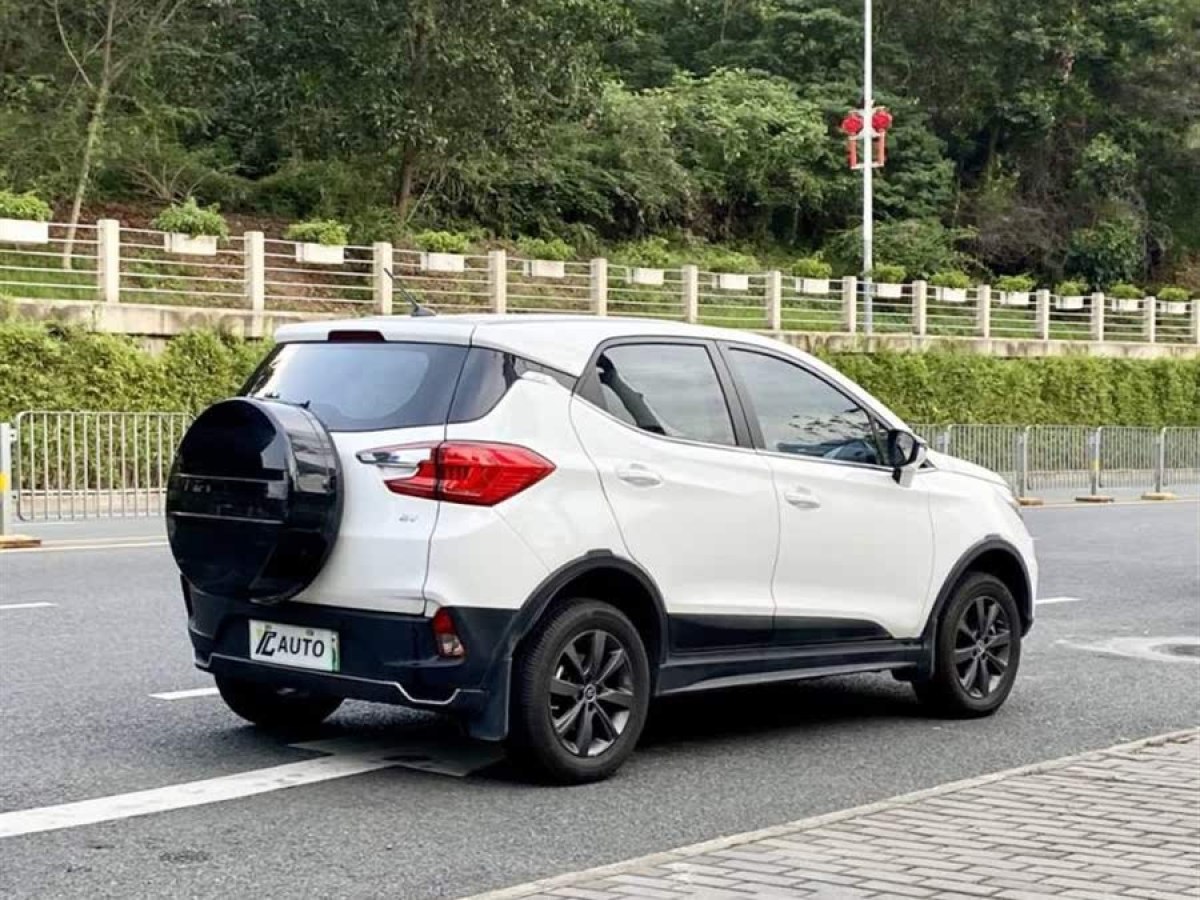 比亞迪 元新能源  2019款 EV535 智聯(lián)領(lǐng)創(chuàng)型圖片