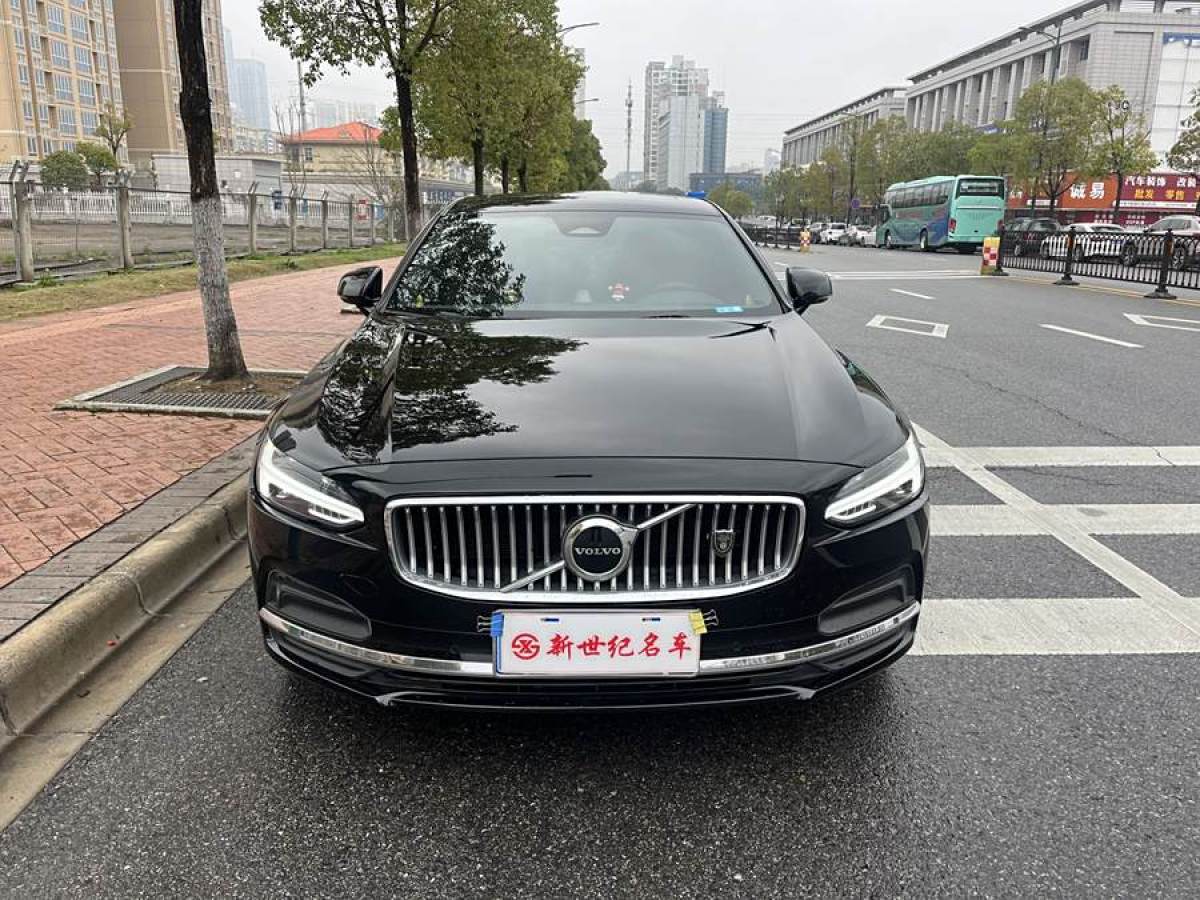 沃爾沃 S90  2022款 B5 智逸豪華版圖片