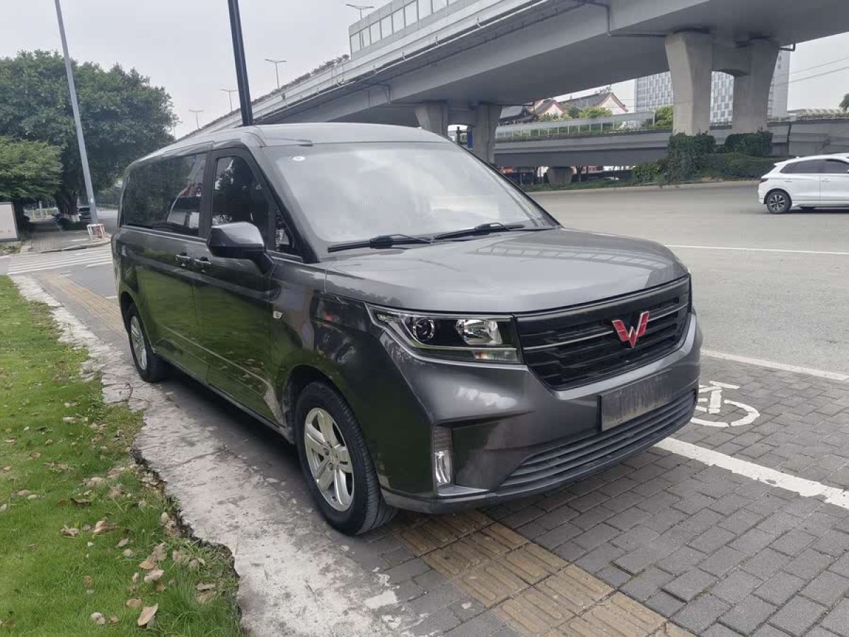 五菱 五菱征程  2021款 1.5T 手動(dòng)豪華型圖片