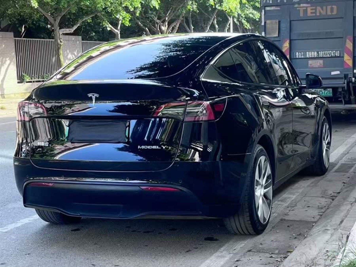 特斯拉 Model Y  2022款 改款 后輪驅(qū)動版圖片